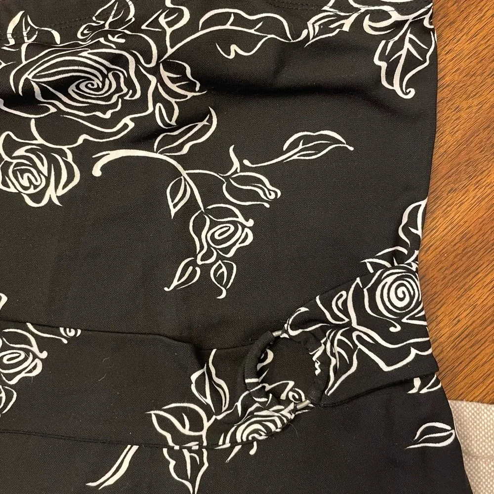 BLACK ROSE STRAPLESS DRESS BY LE CHATEAU S - Picture 3 of 4